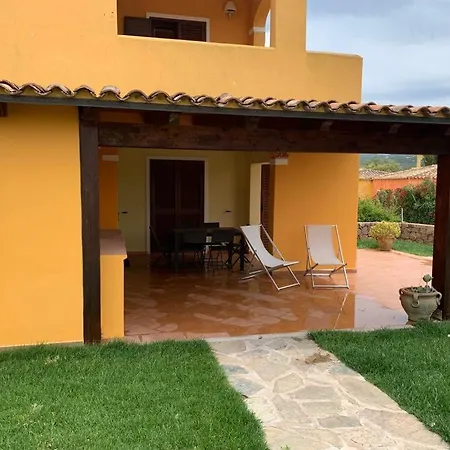 Apartment Casa Bouganville Vignola Mare