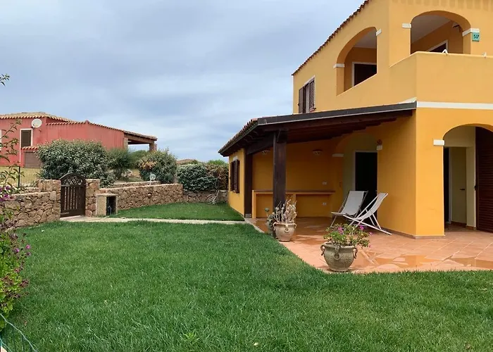 Casa Bouganville Vignola Mare